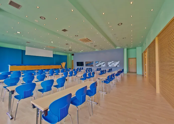 Mendi Hotel 4*