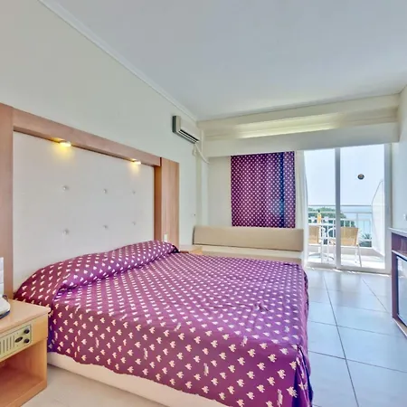 蒙迪酒店 4* Kalandra