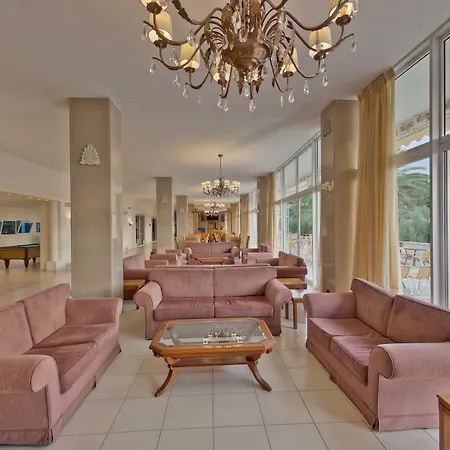 Mendi Hotel 4*